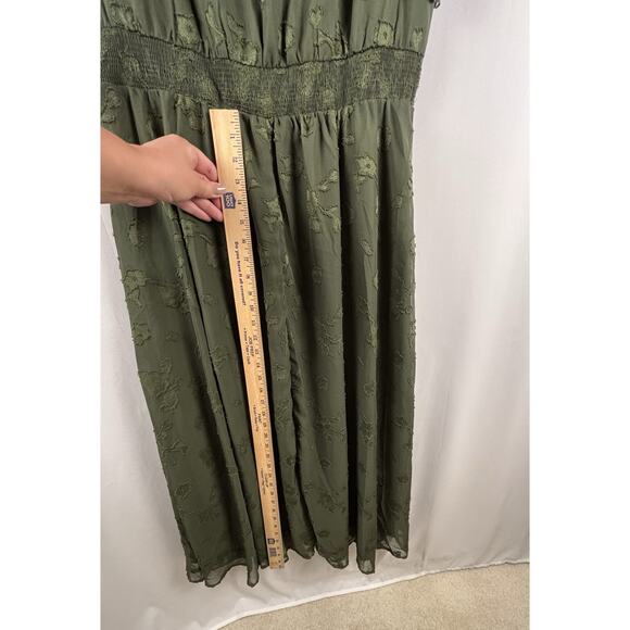 Simplee Plus 2XL Green Smocked Maxi Dress NWT Boho Floral Flutter Sleeve - Picture 5 of 7